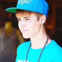 Profile Picture of Shannon Parsons♥ (@iBeliebeInJanet) on Twitter