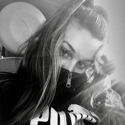 Profile Picture of Paula Lorenzo (@Paaulaalorenzo) on Twitter