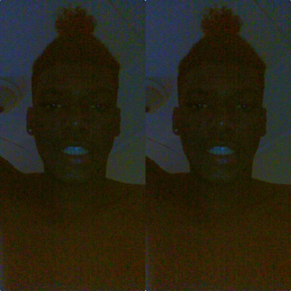 Profile Picture of Ladarius Brown (@ladarius00) on Poshmark