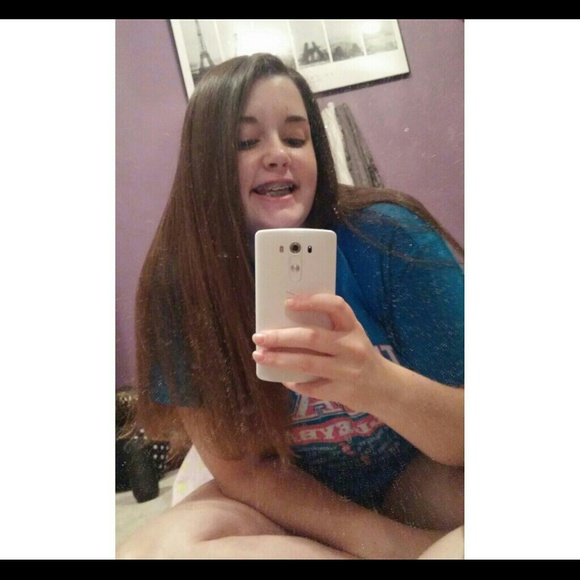 Profile Picture of Lexie Chirpich (@lexiechirp) on Poshmark