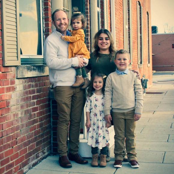 Profile Picture of Amanda Goar (@agoar13) on Poshmark