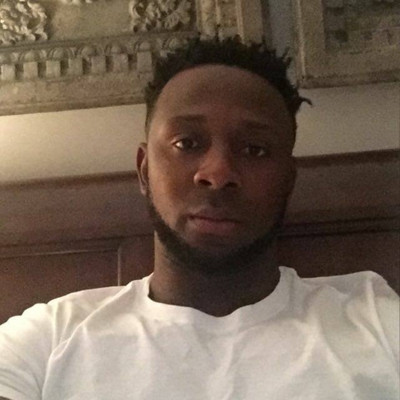 Emeka Ikezu - Poshmark Profile Picture of Emeka Ikezu (@meskana) on Poshmark