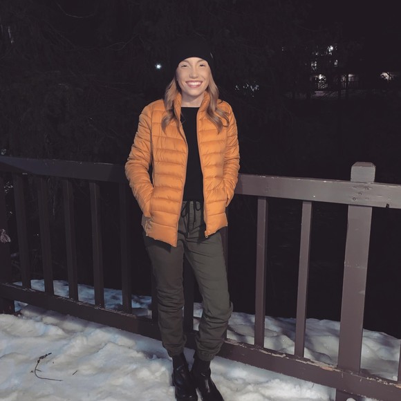 Profile Picture of Jackelyn Copeland (@jackcopeland) on Poshmark