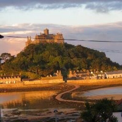 Profile Picture of Gordon And JeanBogle (@ComptonSpencer) on Twitter