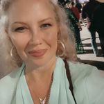 Profile Picture of Michelle Walsh Murchison (@mchelle1127) on Instagram