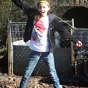 Profile Picture of Heather Wyatt (@heatherwyatt979) on Youtube