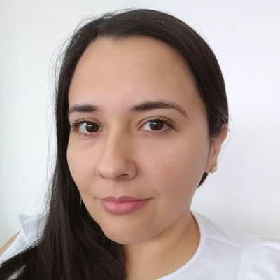 Profile Picture of Veronica Barba (@VBAvol2) on Twitter