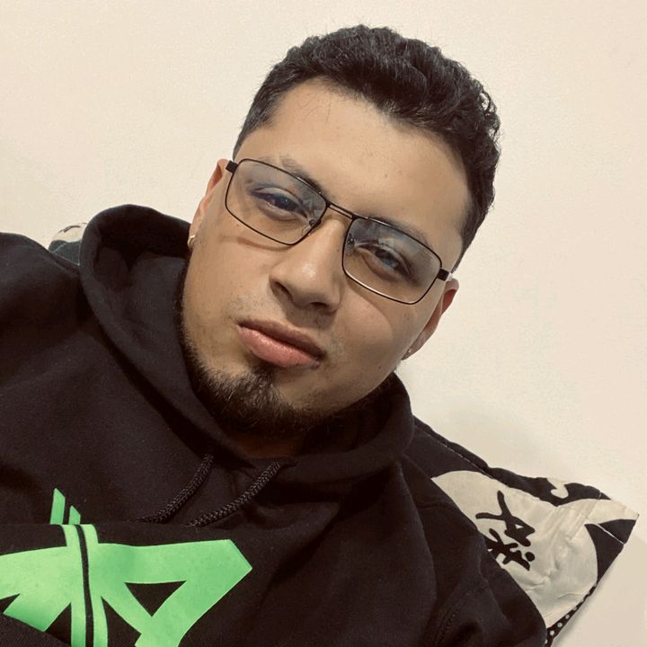 Profile Picture of   Steven Correa... (@stevencorrea08) on Tiktok