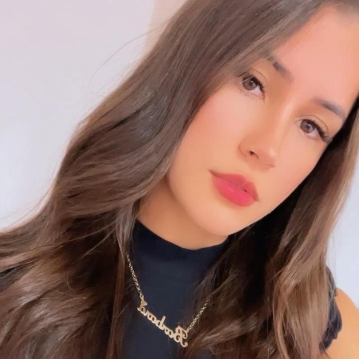 Profile Photo of Barbara Paz (@@baarbarapaz) on Tiktok