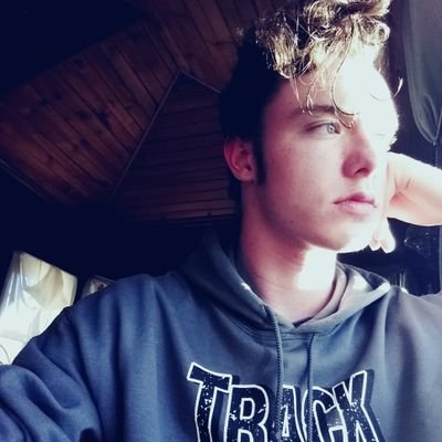 Profile Picture of Kyle E (@TheOneKyleEnder) on Twitter