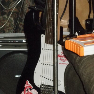 Profile Picture of Kenneth Bridges (@kennyb601506) on Twitter