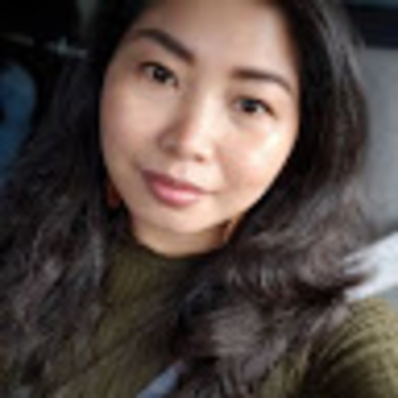 Profile Picture of Rhea Volkmann (@rhecyngurl86) on Poshmark