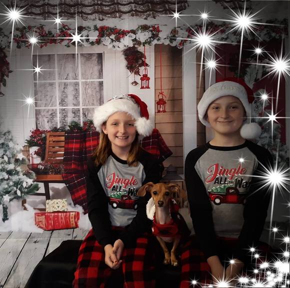 Profile Picture of Andytracey Gee (@andytraceygee) on Poshmark