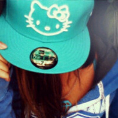 Profile Picture of Savannah Catherine (@vanvan7499) on Twitter