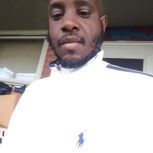 Profile Picture of Ray Eubanks (@RayEubanks15) on Twitter