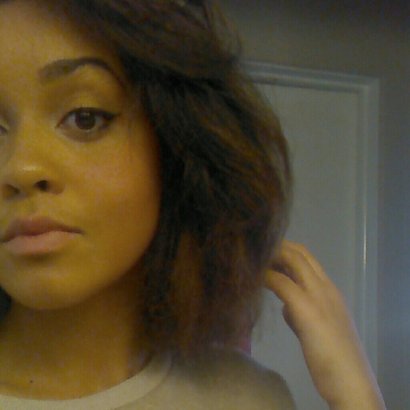 Profile Picture of Thandi Kabambe (@thandi) on Poshmark