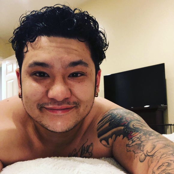 Profile Picture of Brandon Nguyen (@buddah408904) on Poshmark