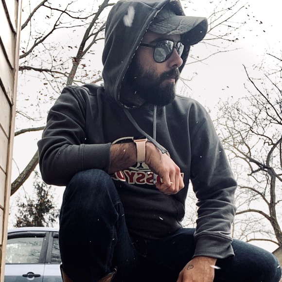 Profile Picture of Scott Leonard (@themightypugboy) on Poshmark