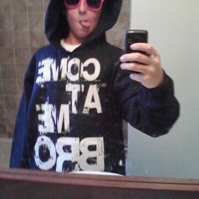 Profile Picture of Richard Connelly (@Mini_Rice_Bowl) on Twitter