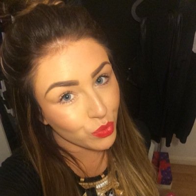 Profile Picture of Laura Kenworthy (@laura_kenworthy) on Twitter