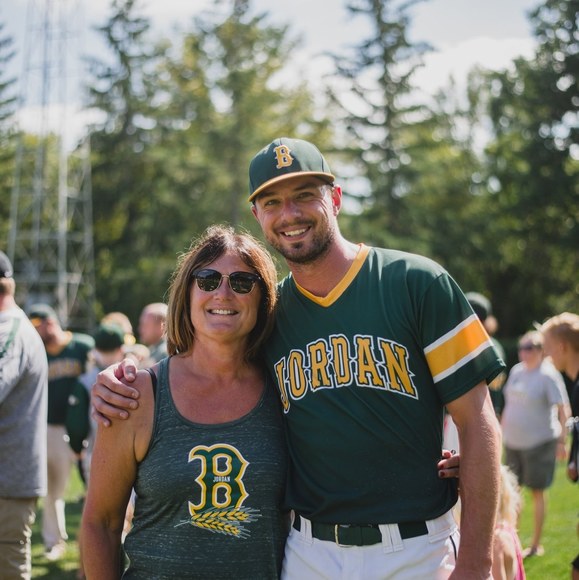 Profile Picture of Shelly Lucas (@slucas59) on Poshmark