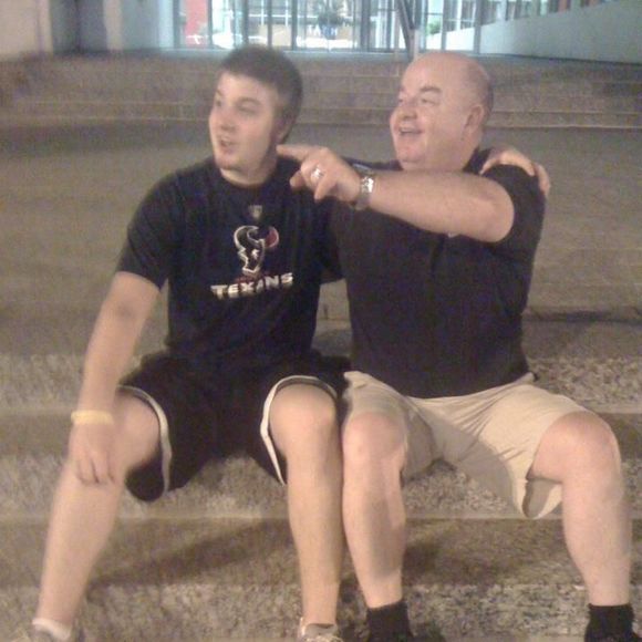 Profile Picture of Bassett Scheurich (@bscheurich96) on Poshmark