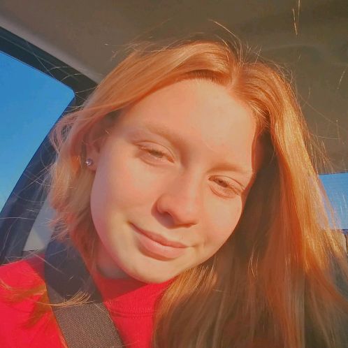 Profile Picture of Ella best (@ellabest200) on Tiktok