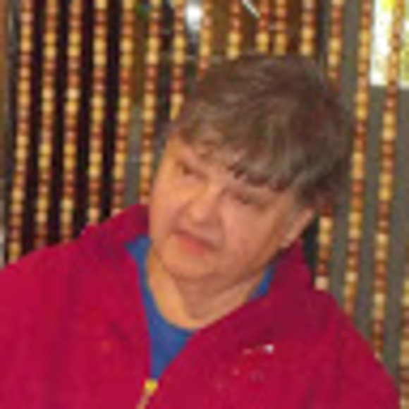 Profile Picture of Pat Arruda (@patarruda146) on Poshmark