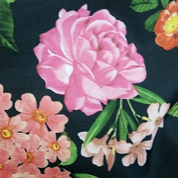 Profile Picture of Kristy Woeste (@kristyw10447) on Poshmark