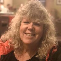 Profile Picture of Kim Akins (@kim-akins-16) on Quora