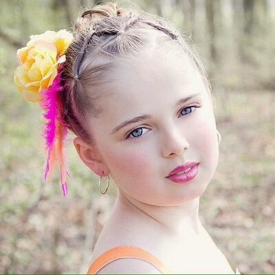 Profile Picture of Gabrielle Jade (@jade_grimes) on Twitter