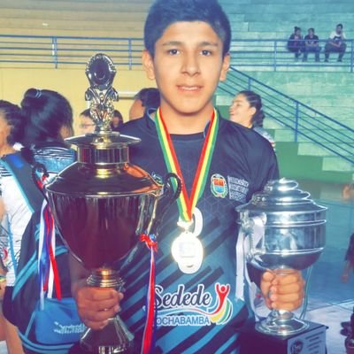 Profile Picture of Eric Rayner Claros (@eric_rayner) on Twitter