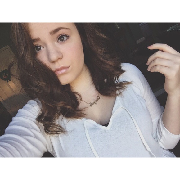 Profile Picture of Meghan Cuccaro (@mkook25) on Poshmark