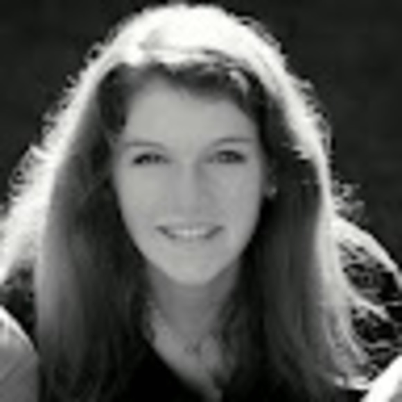 Profile Picture of Meg Patterson (@megpatterson347) on Poshmark
