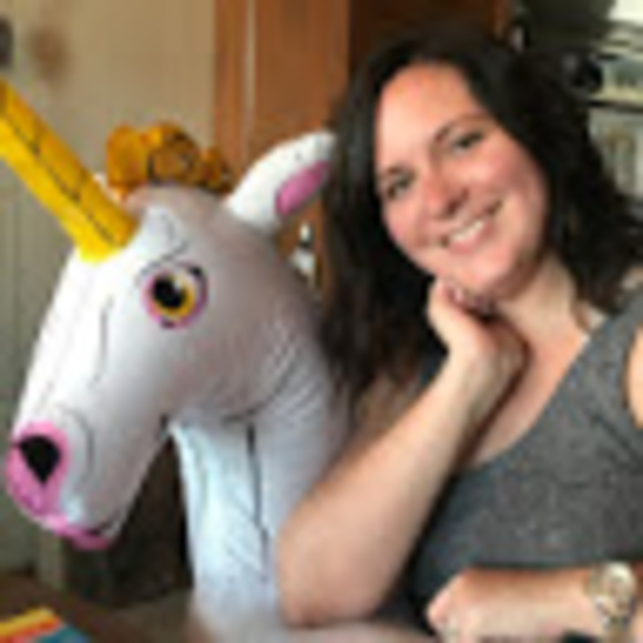 Profile Picture of Whitney Wheeler (@whitneymwheeler) on Poshmark