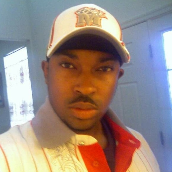 Profile Picture of Marcus Devoe (@maliktrebor) on Poshmark