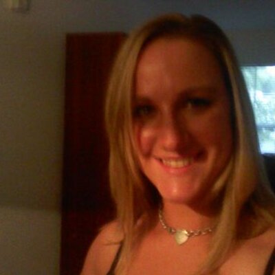 Profile Picture of Pamela Riley (@pamriley10) on Twitter