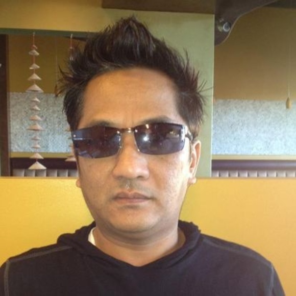 Profile Picture of Tam Ly (@pokerface119611) on Poshmark