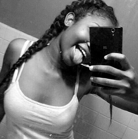 Profile Picture of Jaylah Thaxton (@jaylahhh) on Poshmark