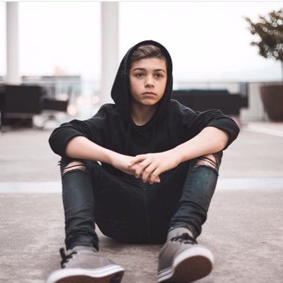 Profile Picture of Ava Martin (@avamartin__) on Twitter