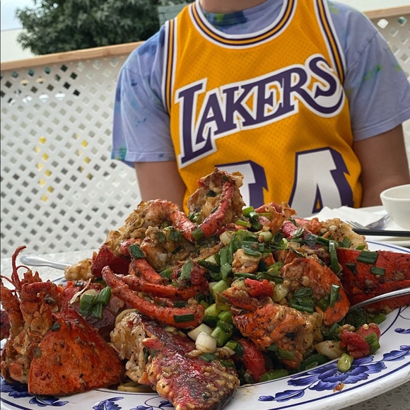 Profile Picture of Robert Alderman (@r_alderman) on Poshmark