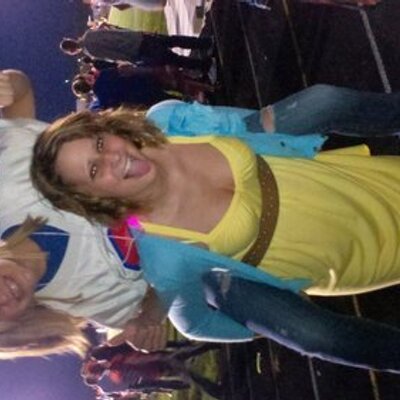 Profile Picture of Alexa Noel Bishop (@lvbasketball32) on Twitter