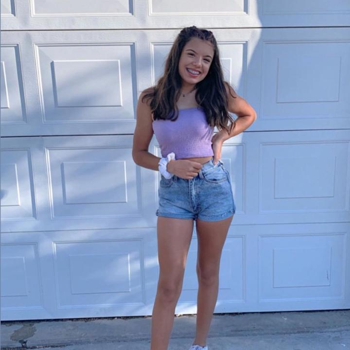 Profile Picture of   callmeahoesulit... (@vanessa.mowreader_) on Tiktok