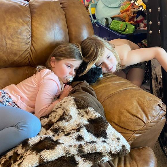 Profile Picture of Sheena Moore (@sheenakmoore) on Poshmark