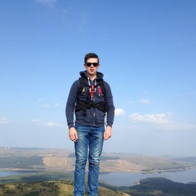 Profile Picture of Chris (@ChrisOLoughlin1) on Twitter