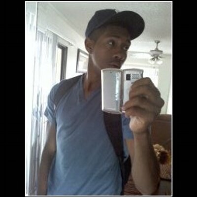 Profile Picture of Ryanmoorer (@1kidWonder) on Twitter