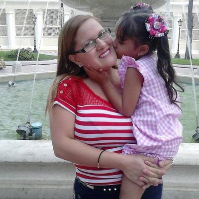 Profile Picture of Lisbeth Perez (@lisbethperez03) on Twitter