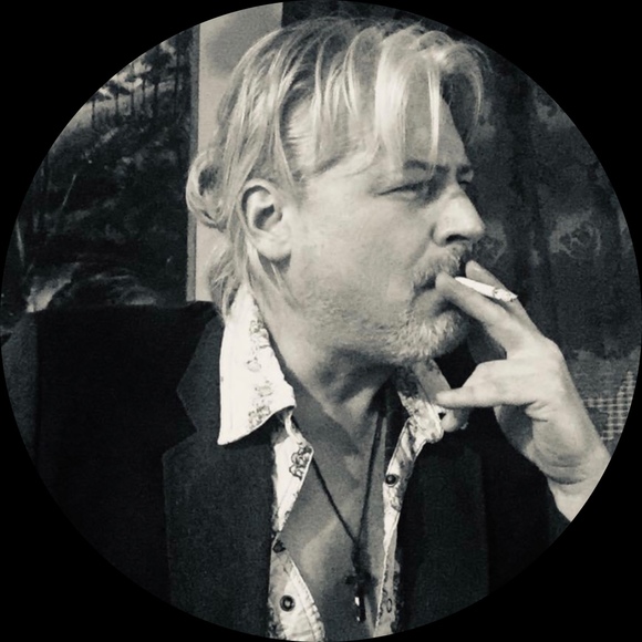 Brian Carta - Poshmark Profile Picture of Brian Carta (@briancarta) on Poshmark