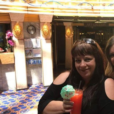 Michelle - Twitter Profile Picture of Michelle (@mischka4) on Twitter