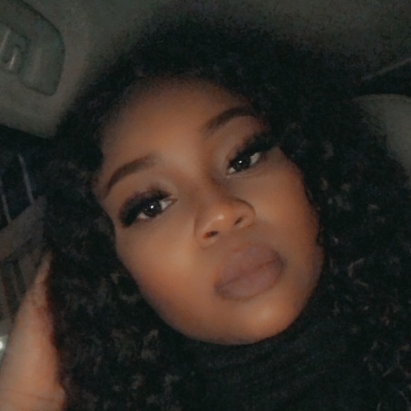 Profile Picture of Sky Johnson (@sky2794) on Poshmark